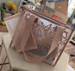 Limited edition Fenty tote bag!!! Comes as kit!