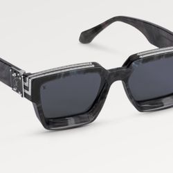 Brand New Louis Vuitton Grey Pearl Millionaire Sunglasses 