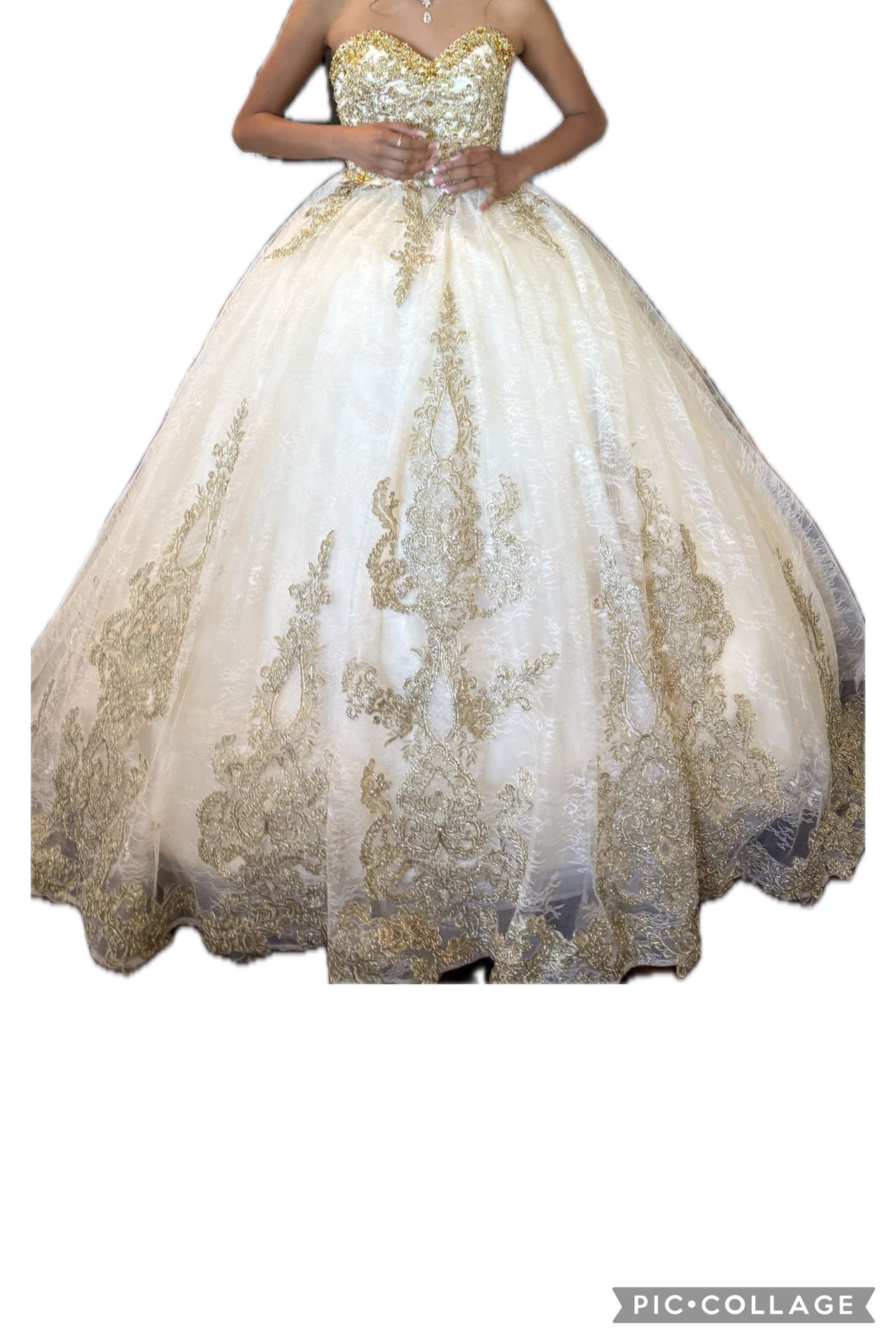 Quinceañera Dress (Gold)