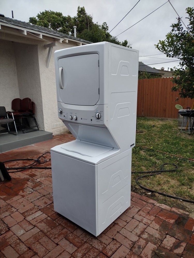 Stackable Washer Electric ⚡⚡ Dryer 220 Volts