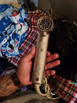 Shark Hairdryer