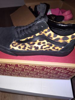 Woman size 8 shoes