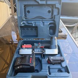 BOSCH 18V 2-1/2" COMPACT BAND SAW comes with 2 more blades, cash only