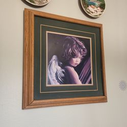***Beautiful Framed Angel Picture!!