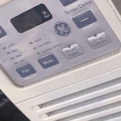 G E 15,000 Air Conditioner 
