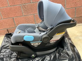 UppaBaby Mesa car seat