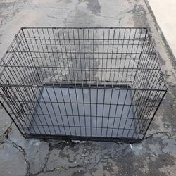 Medium Dog Crate 🐕 Like New 