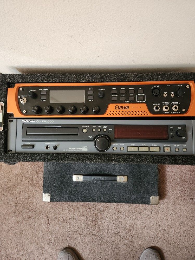 Eleven Rack Guitar Effects . Tascam Rw 2000 Cd Burner Recorder.