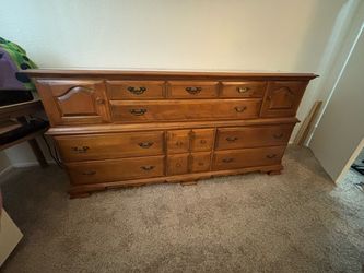 Broyhill Dresser