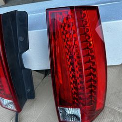 Para Una Cadillac Escalade 08