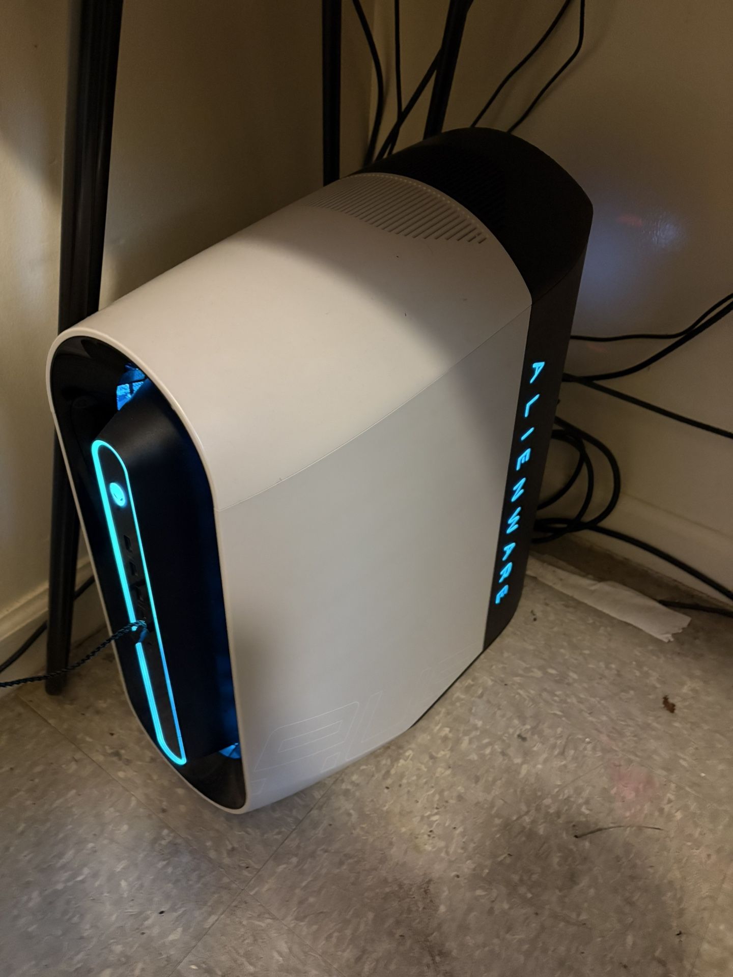 Alienware Gaming PC (3070 / Intel I-7) Getting Rid ASAP