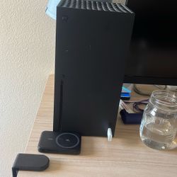 Xbox series x with accessories