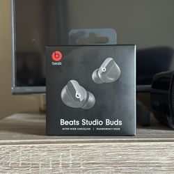Beats Studio Buds 