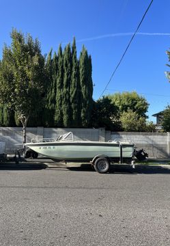 Boat For Sale 