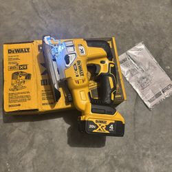 DEWALT XR JIG SAW WITH BATTERY NO CHARGER NEW 