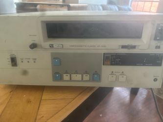 U-matic vp 7000 video cassette player not turning on