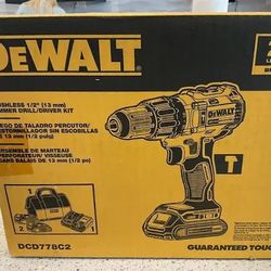 DeWalt  20v Drill Kit