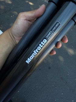 ManFrotto Carbon Fiber Tripod For Camera