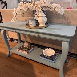 Gorgeous Solid Wood Console/Sofa Table