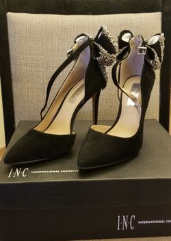 Black Kaison INC Leather Pumps with sparking bow