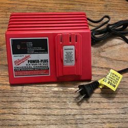 Milwaukee Red Power Tool 9.6 V- 18 V Battery Charger Still Great Condition