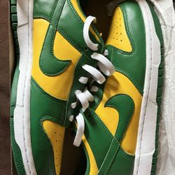 Nike Dunk Low Brazil Size 9