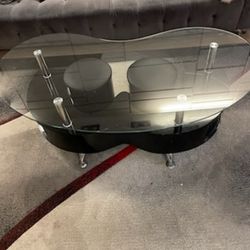 Glass Top COFFEE TABLE with 2 Small Ottomans 