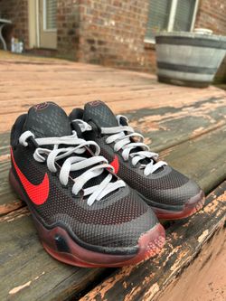 Nike Kobe 10 Low Bright Crimson Size 4.5Y (GS)