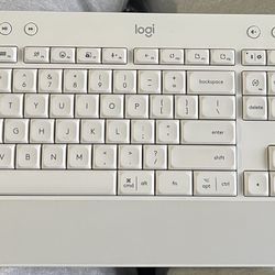 Logitech K650 Keyboard - White