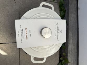 New Hearth & Hand with Magnolia 5-Quart Enameled Cast Iron Dutch Oven 