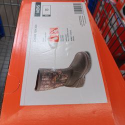 Men's Size 13. Hunter Waterproof  Boots. New. 