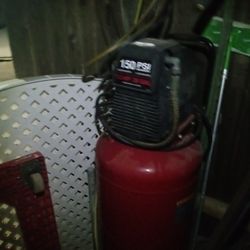 Craftsman 26 gallon compressor