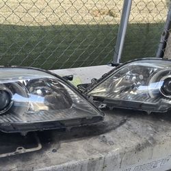 Sienna 2011 To 2020 Headlights!!