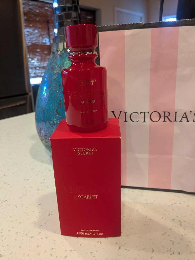 Victoria's Secret Scarlet 1.7oz EDP