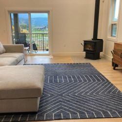 New Article Parallel 8 x 10 Rug - Wave Blue / White