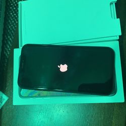 iPhone XR Unlock 64gb