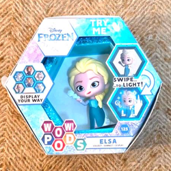 Disney Frozen Elsa Wow! Pods Light-Up Connectable Figure