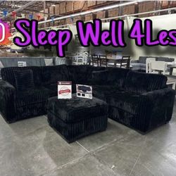 NEW  SECTIONAL SOFA 