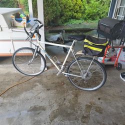 Bike 18 Speed Cross training