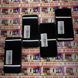 Used Iphone Xs 64GB Unlocked 