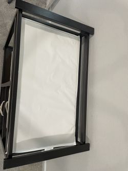 Baby diaper changer table