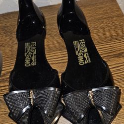 Ferragamo Flats with Bow Accent (7)