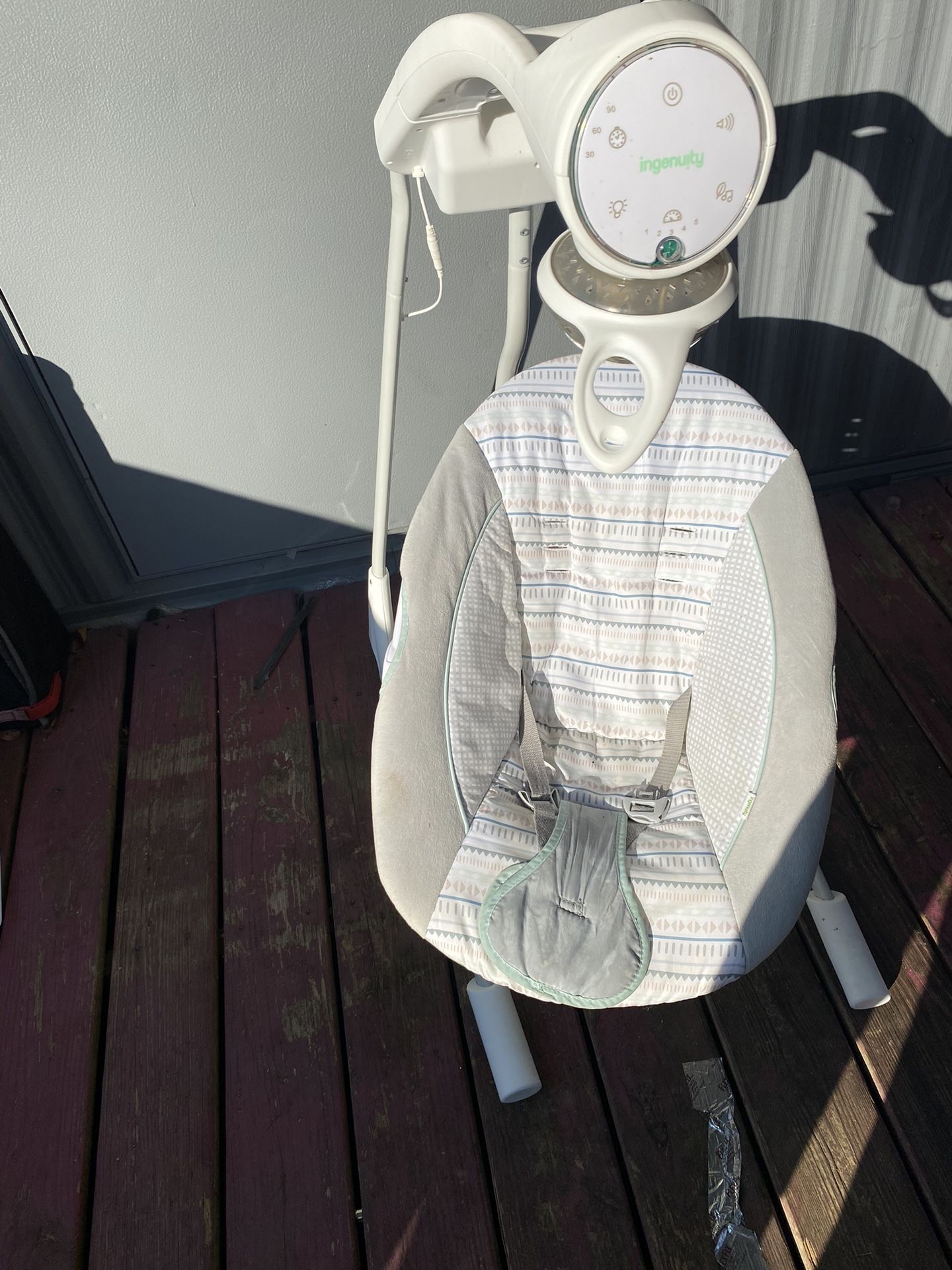 Baby swing