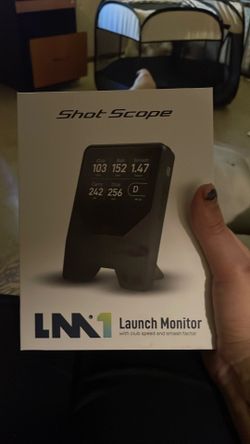 Golf launch monitor