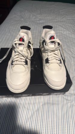 Air Jordan Retro 4 OG FC Sail Black & University Red