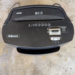 Fellowes W10C Paper Shredder