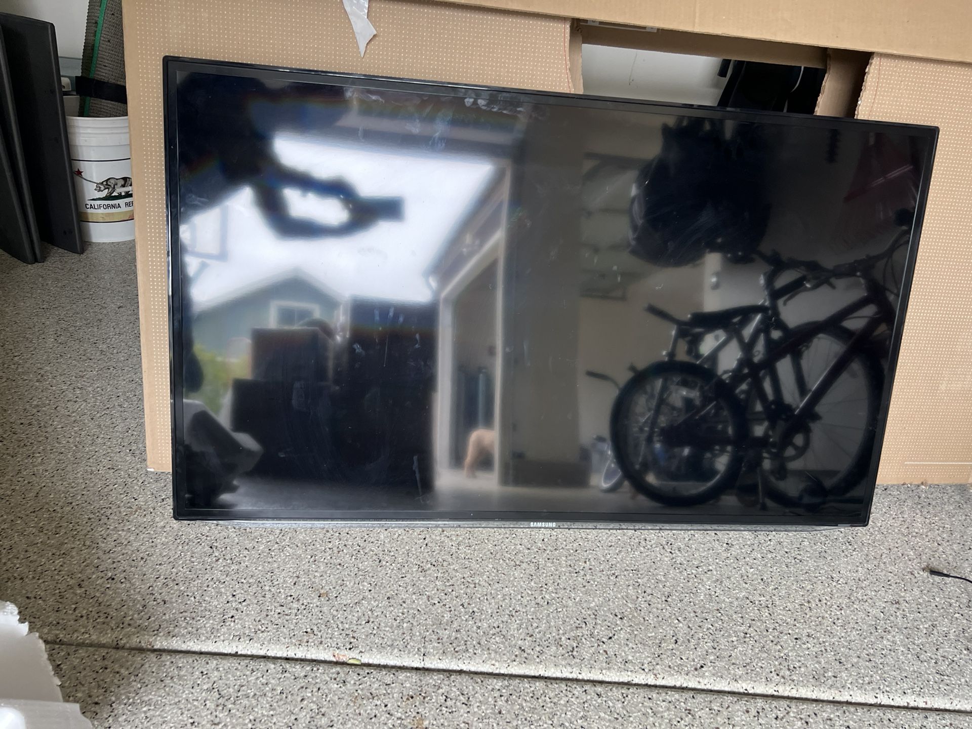 Samsung 55” TV