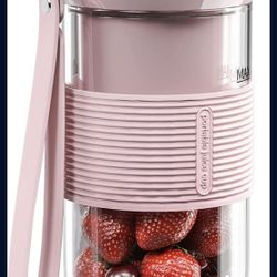 Portable Blender,Personal Size Blender for Shakes and Smoothies, Magnetic Rechargeable Juicer Cup with Two Blades, Made with BPA-free Material Portabl