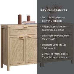 Cabinet / Sideboard (Wood)