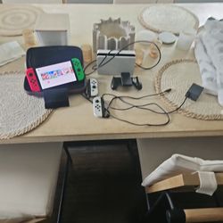 Switch OLED With 4 Joy Cons Total And SD Card